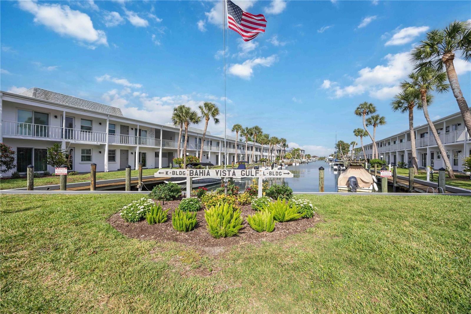 Image 51 of 83 For 1555 Tarpon Center Drive G 235