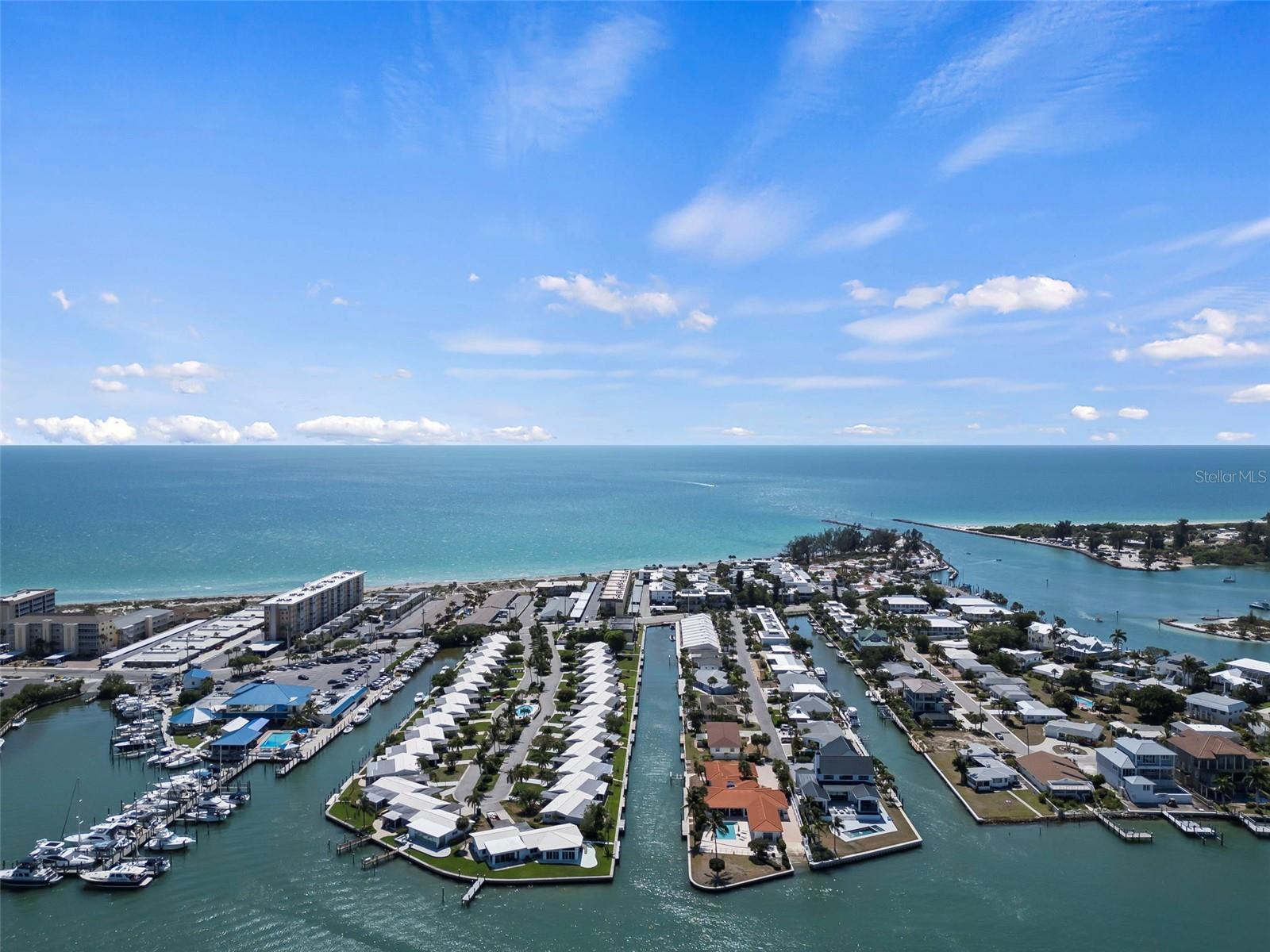 Image 54 of 83 For 1555 Tarpon Center Drive G 235