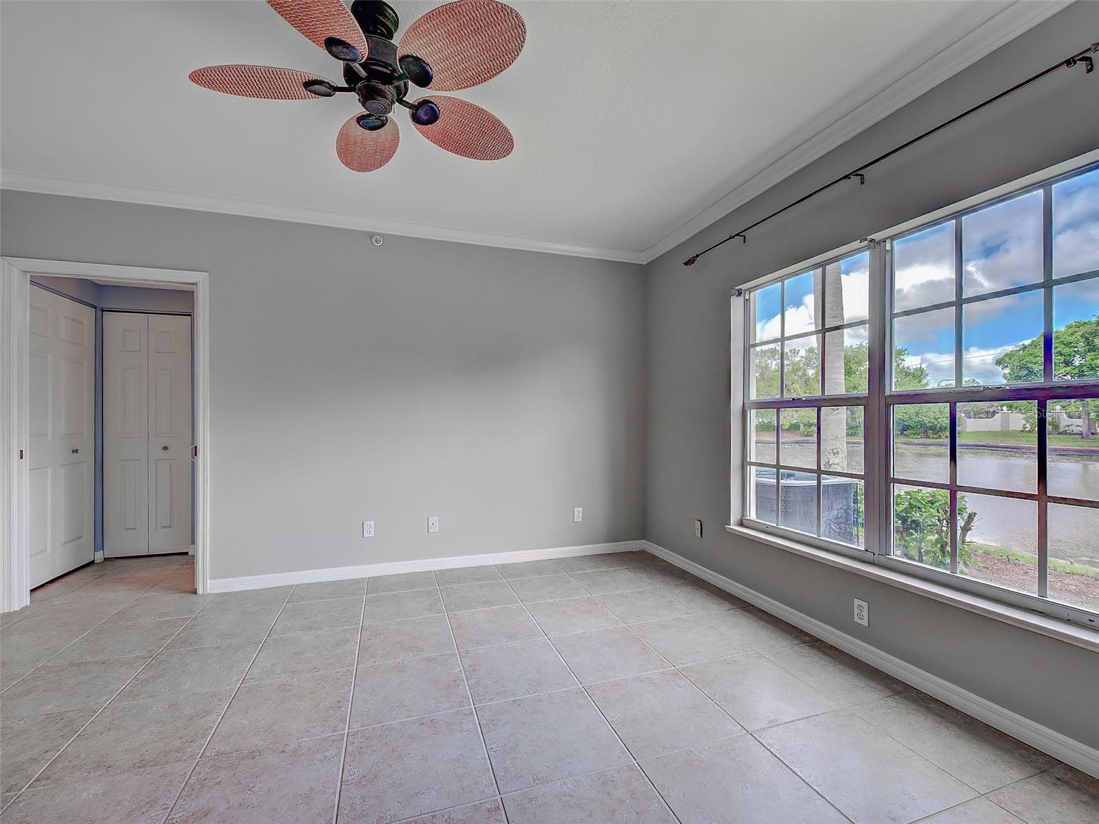 Image 20 of 48 For 902 Addington Court 103