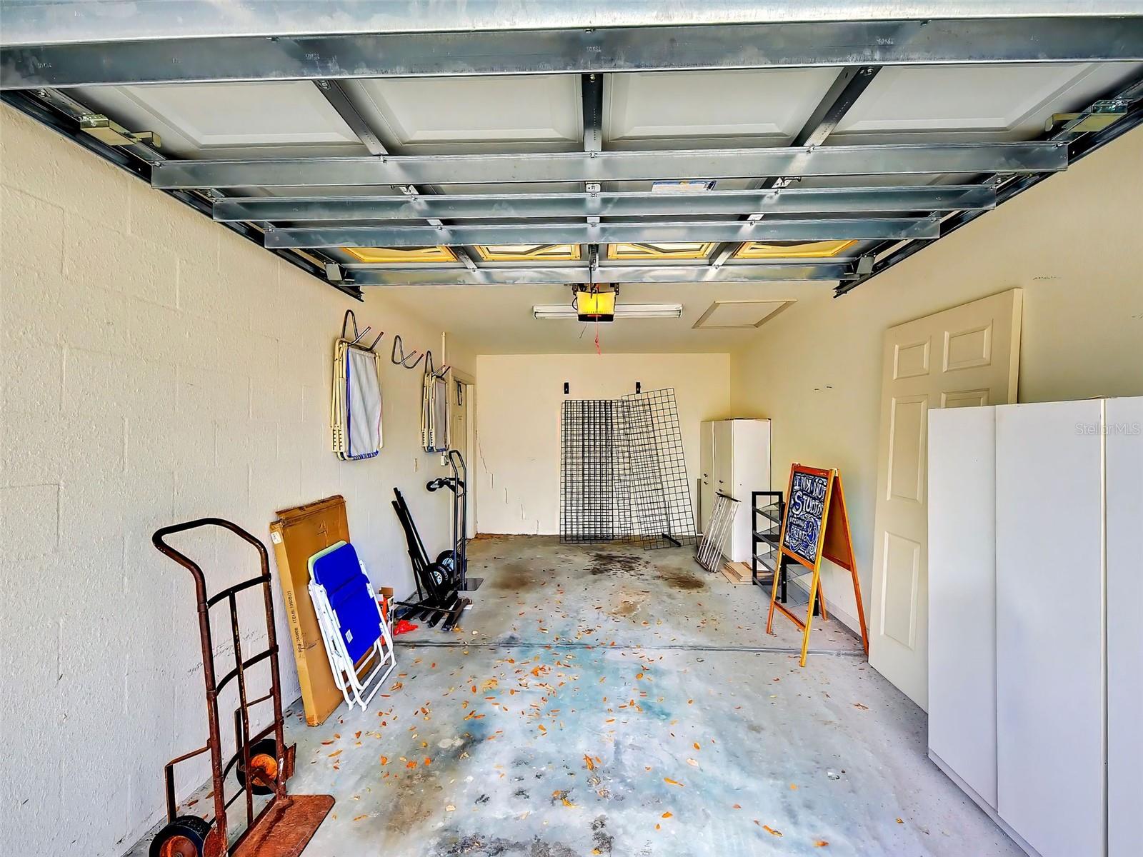 Image 32 of 48 For 902 Addington Court 103