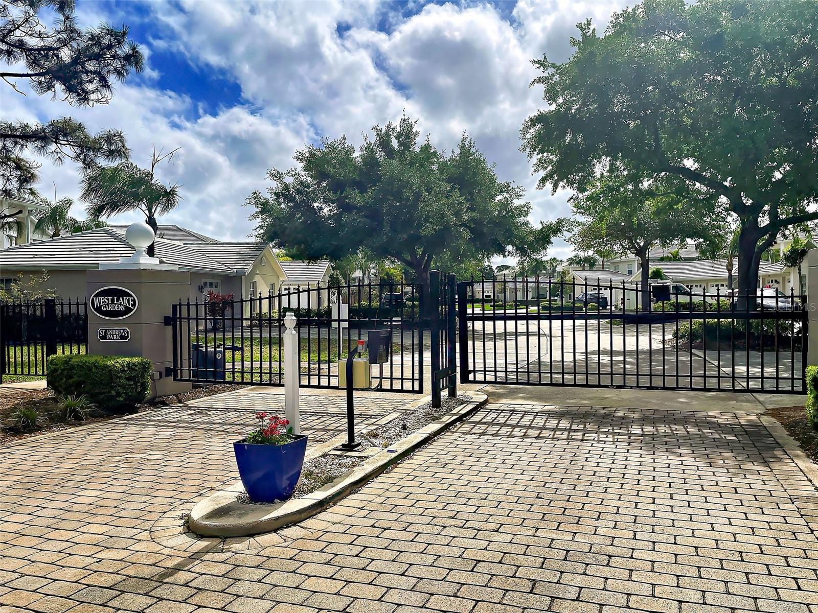 Image 40 of 48 For 902 Addington Court 103