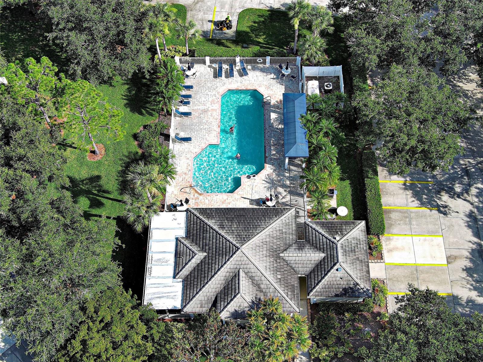 Image 46 of 48 For 902 Addington Court 103