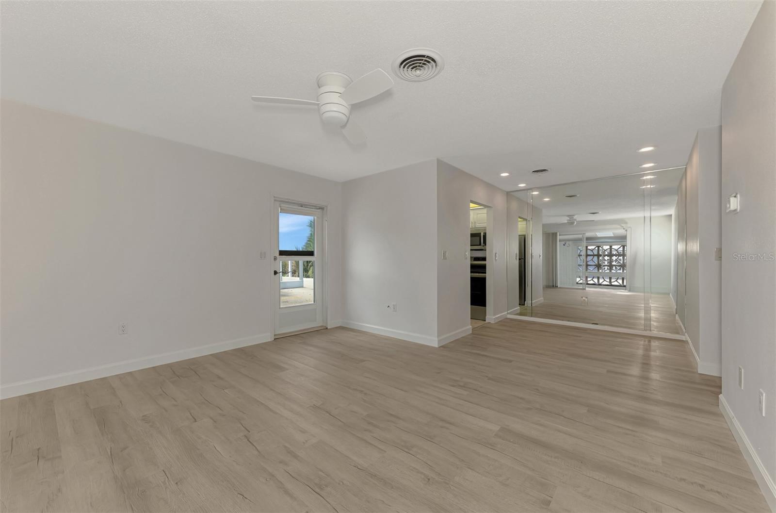 Image 12 of 43 For 1205 Tarpon Center Drive E2