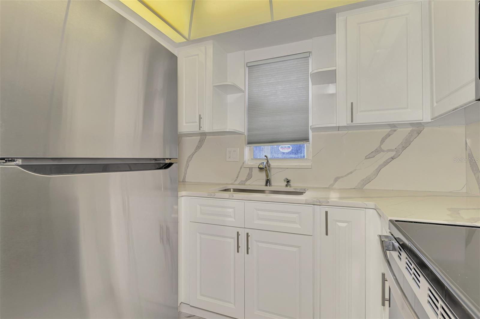 Image 17 of 43 For 1205 Tarpon Center Drive E2