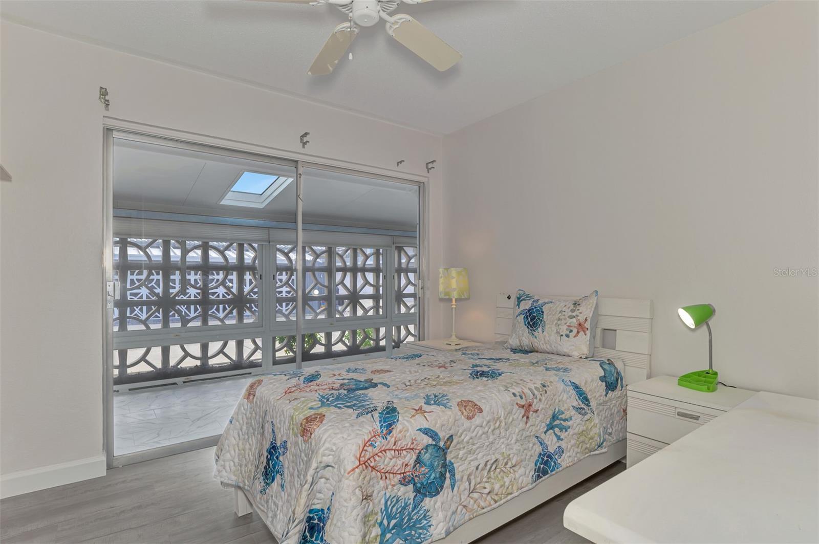 Image 24 of 43 For 1205 Tarpon Center Drive E2