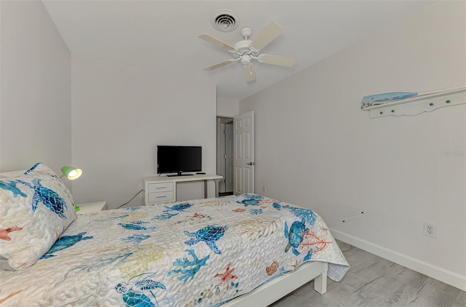 Image 25 of 43 For 1205 Tarpon Center Drive E2