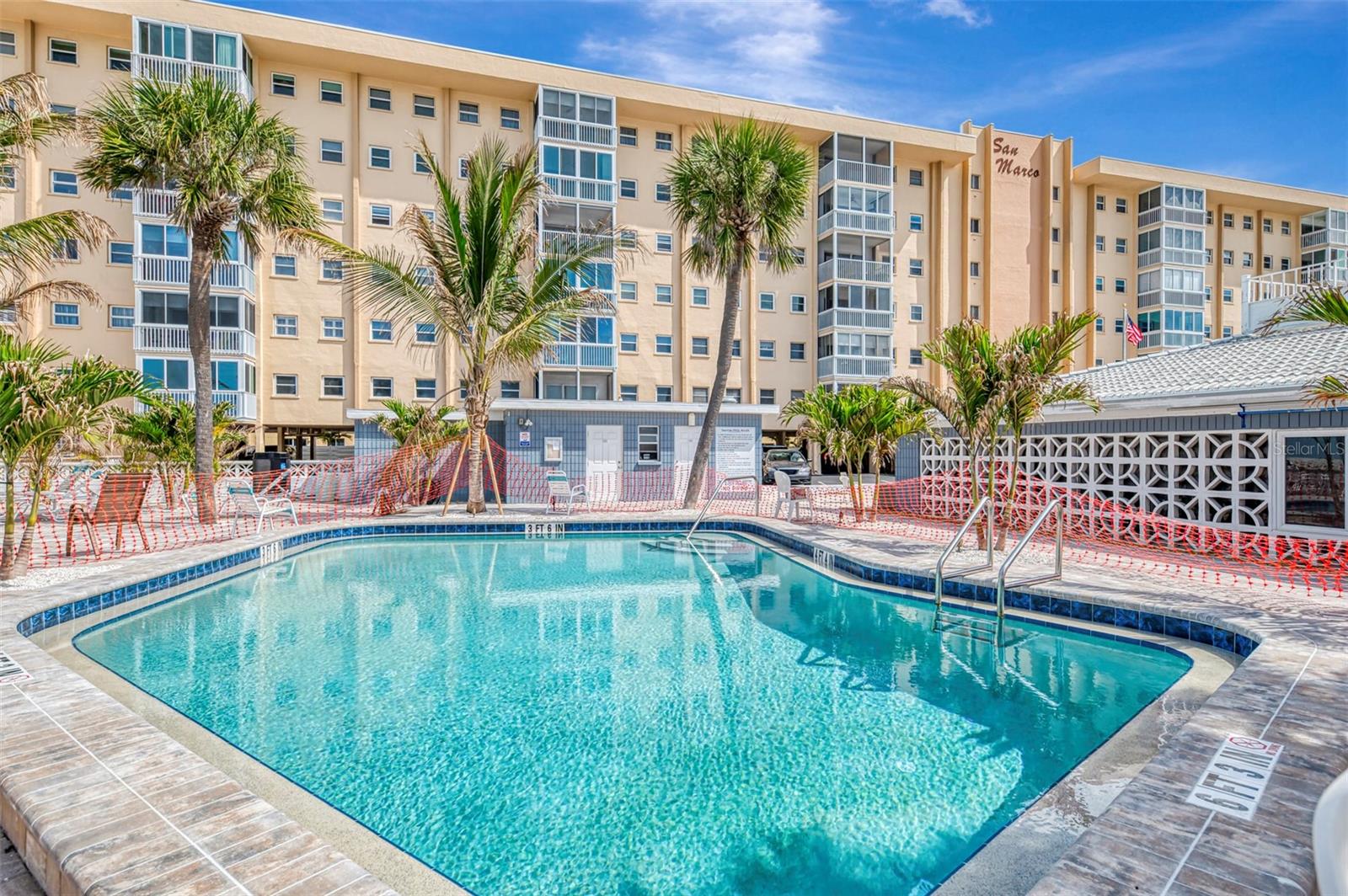 Image 31 of 43 For 1205 Tarpon Center Drive E2