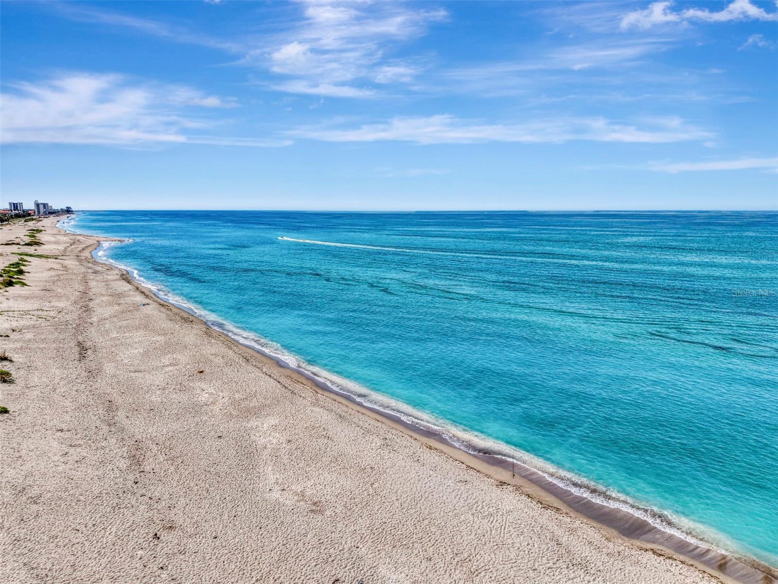 Image 35 of 43 For 1205 Tarpon Center Drive E2