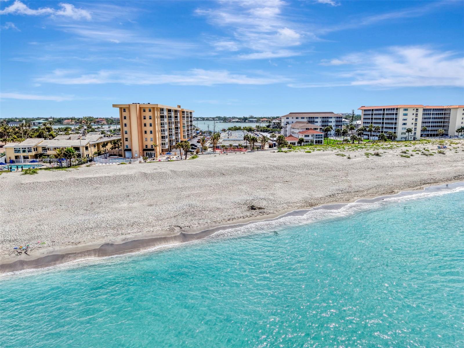 Image 38 of 43 For 1205 Tarpon Center Drive E2