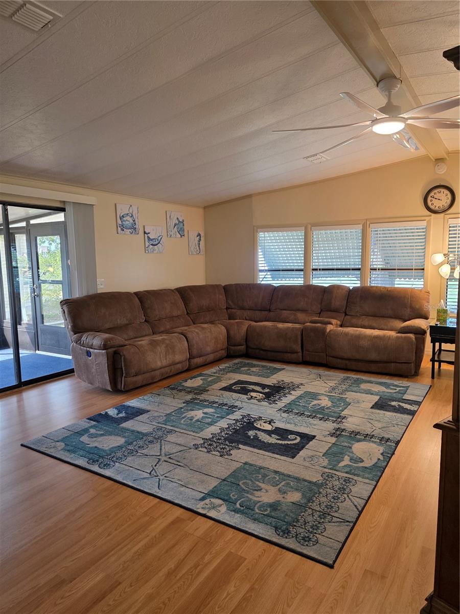 Image 11 of 44 For 6228 Falcon Drive