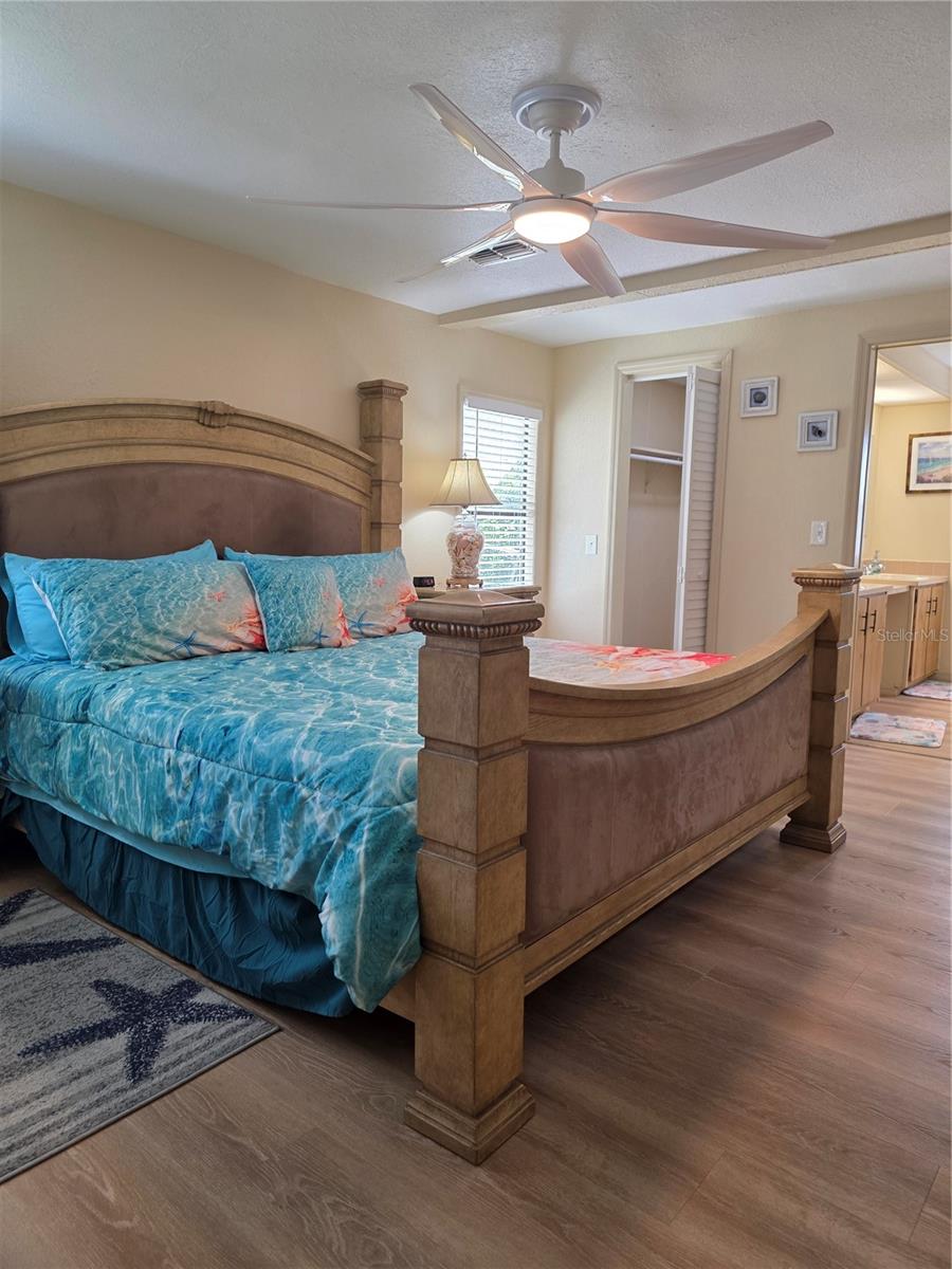 Image 19 of 44 For 6228 Falcon Drive