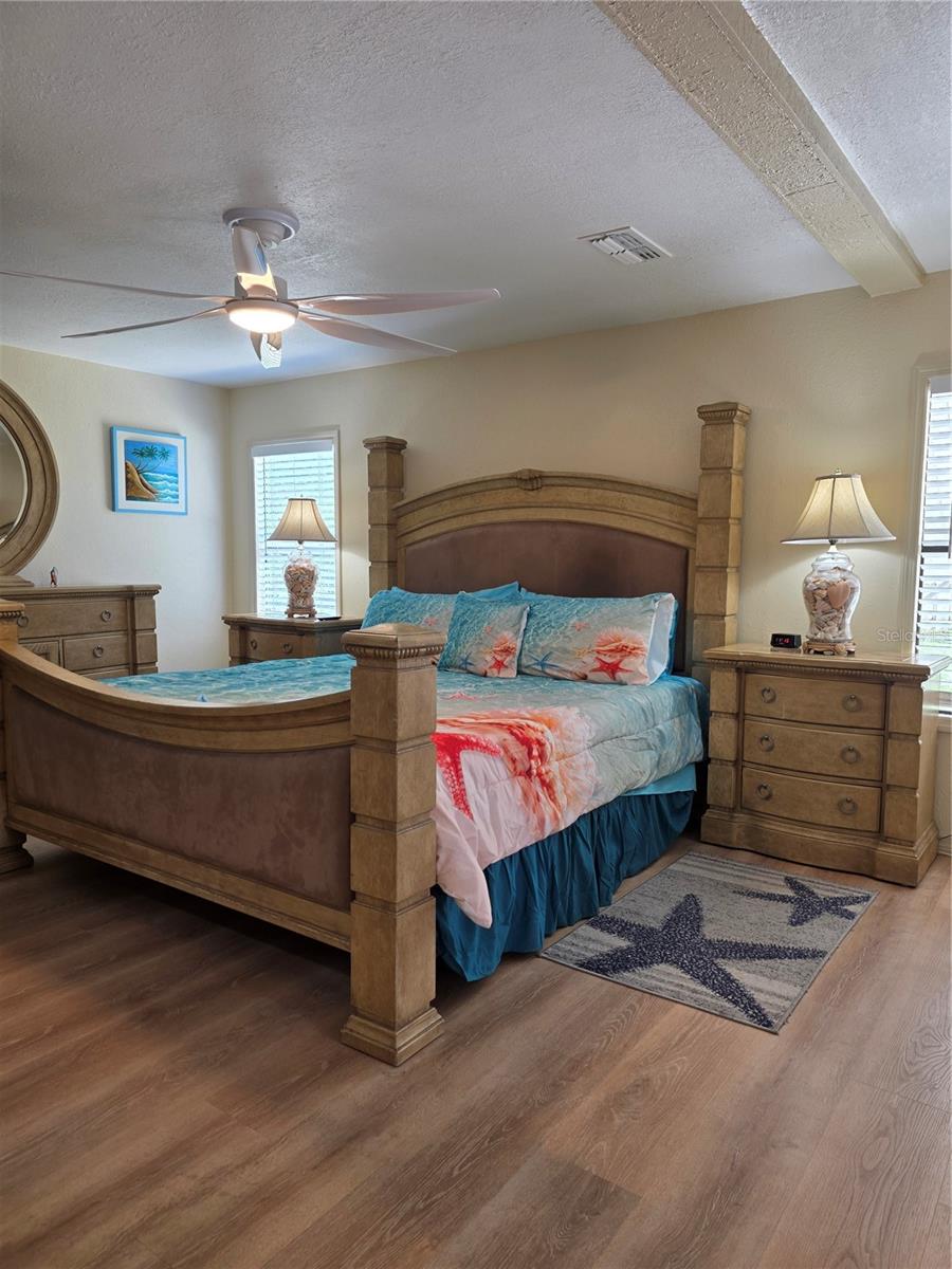 Image 20 of 44 For 6228 Falcon Drive