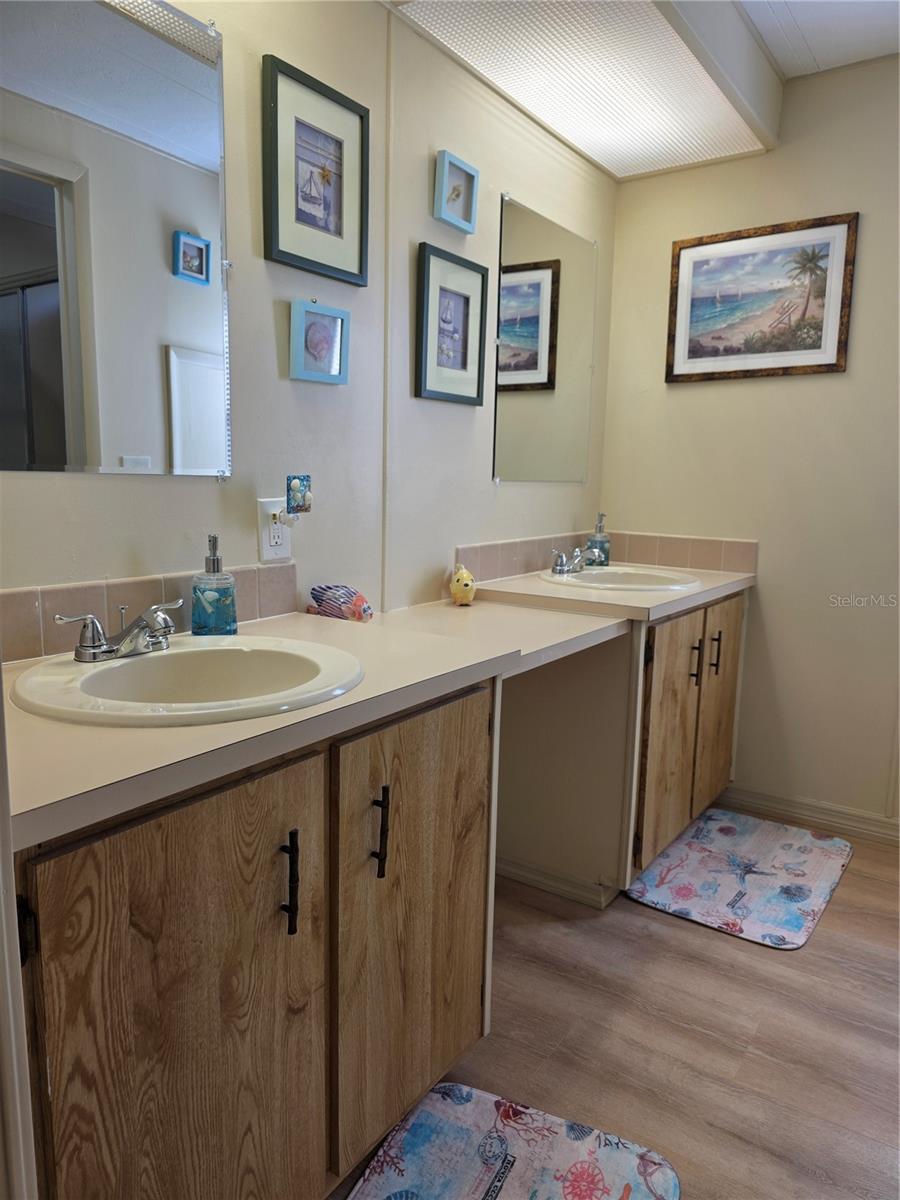 Image 25 of 44 For 6228 Falcon Drive