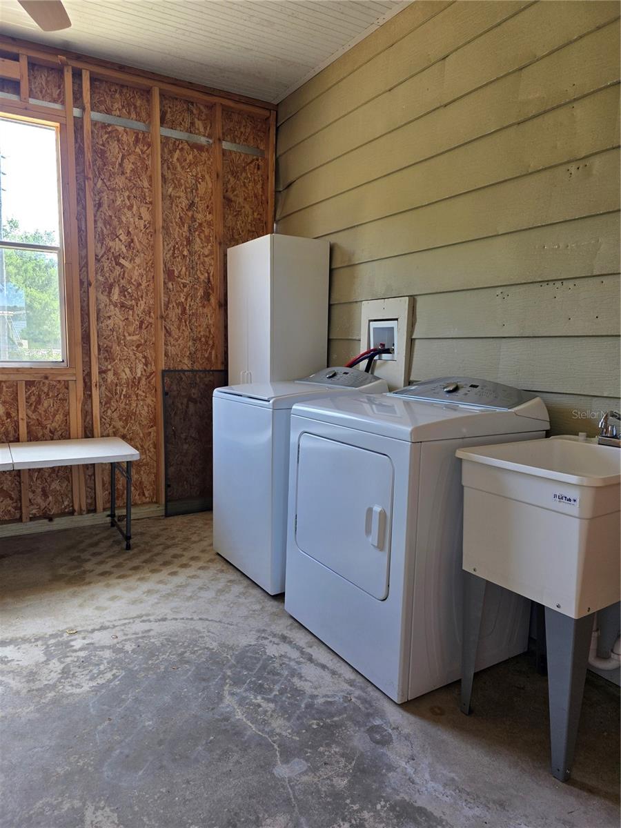 Image 28 of 44 For 6228 Falcon Drive