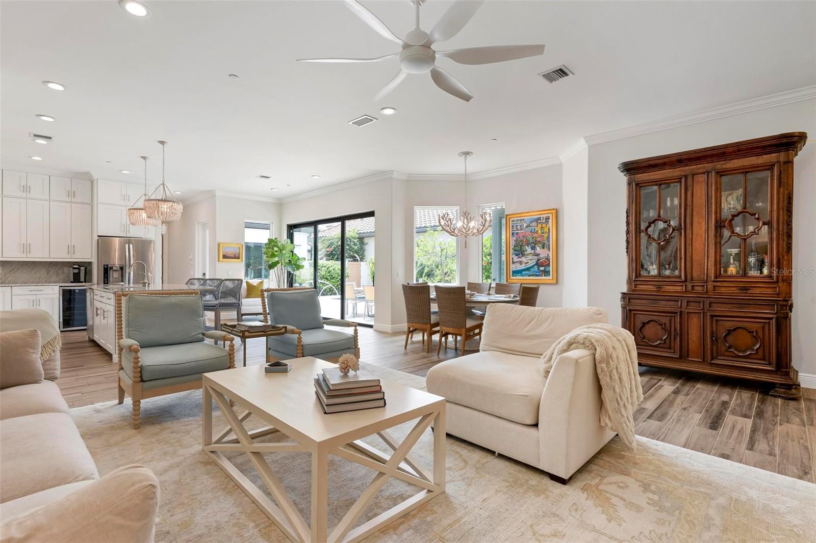 Image 10 of 56 For 134 Tampa Avenue