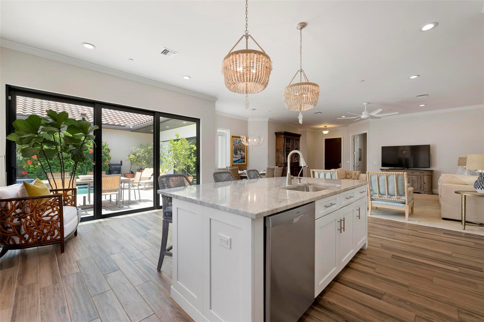 Image 19 of 56 For 134 Tampa Avenue