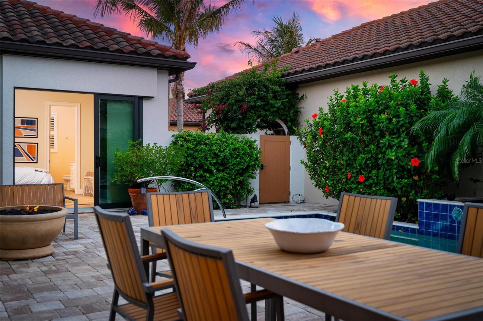 Image 3 of 56 For 134 Tampa Avenue