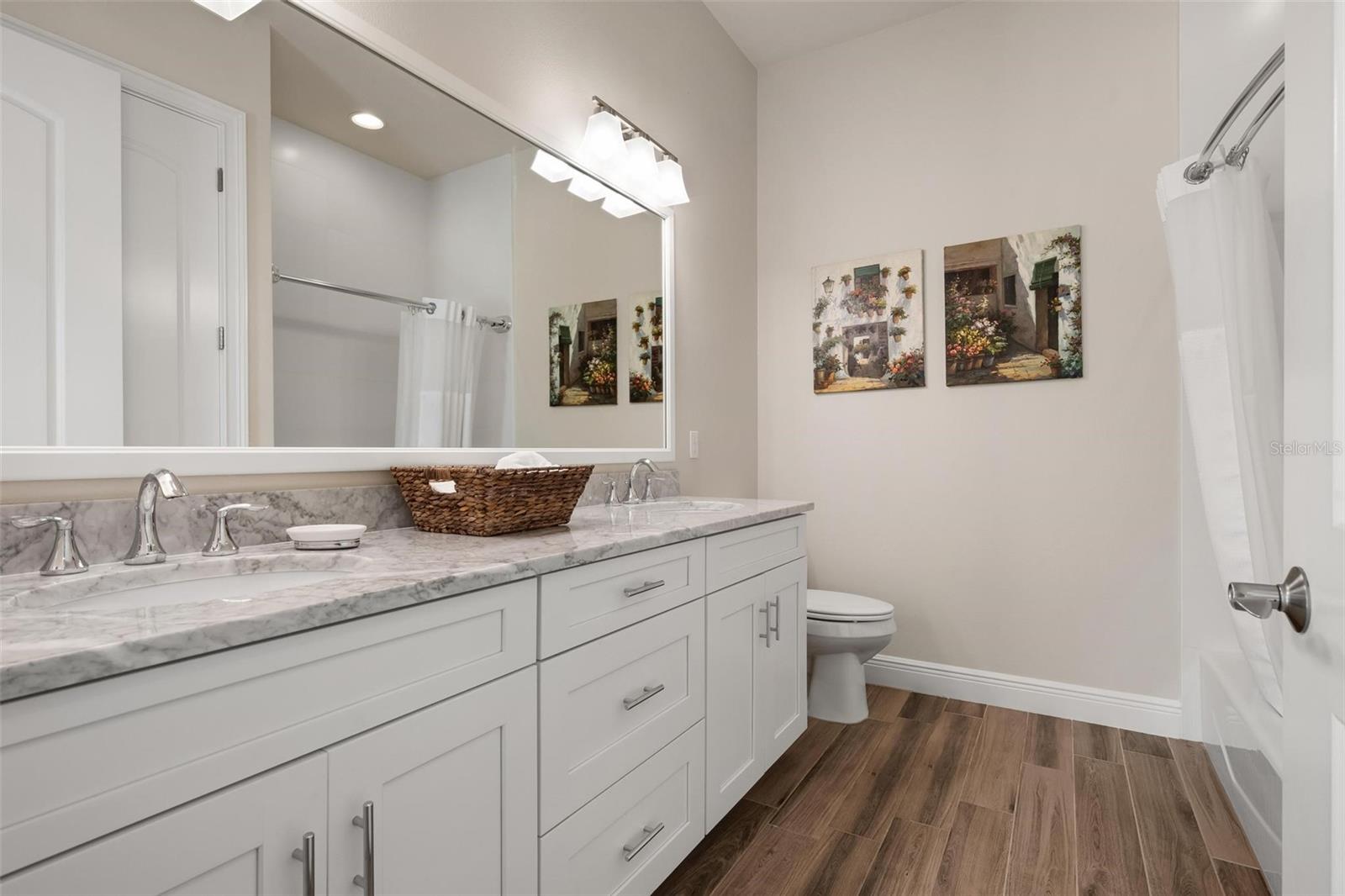 Image 30 of 56 For 134 Tampa Avenue