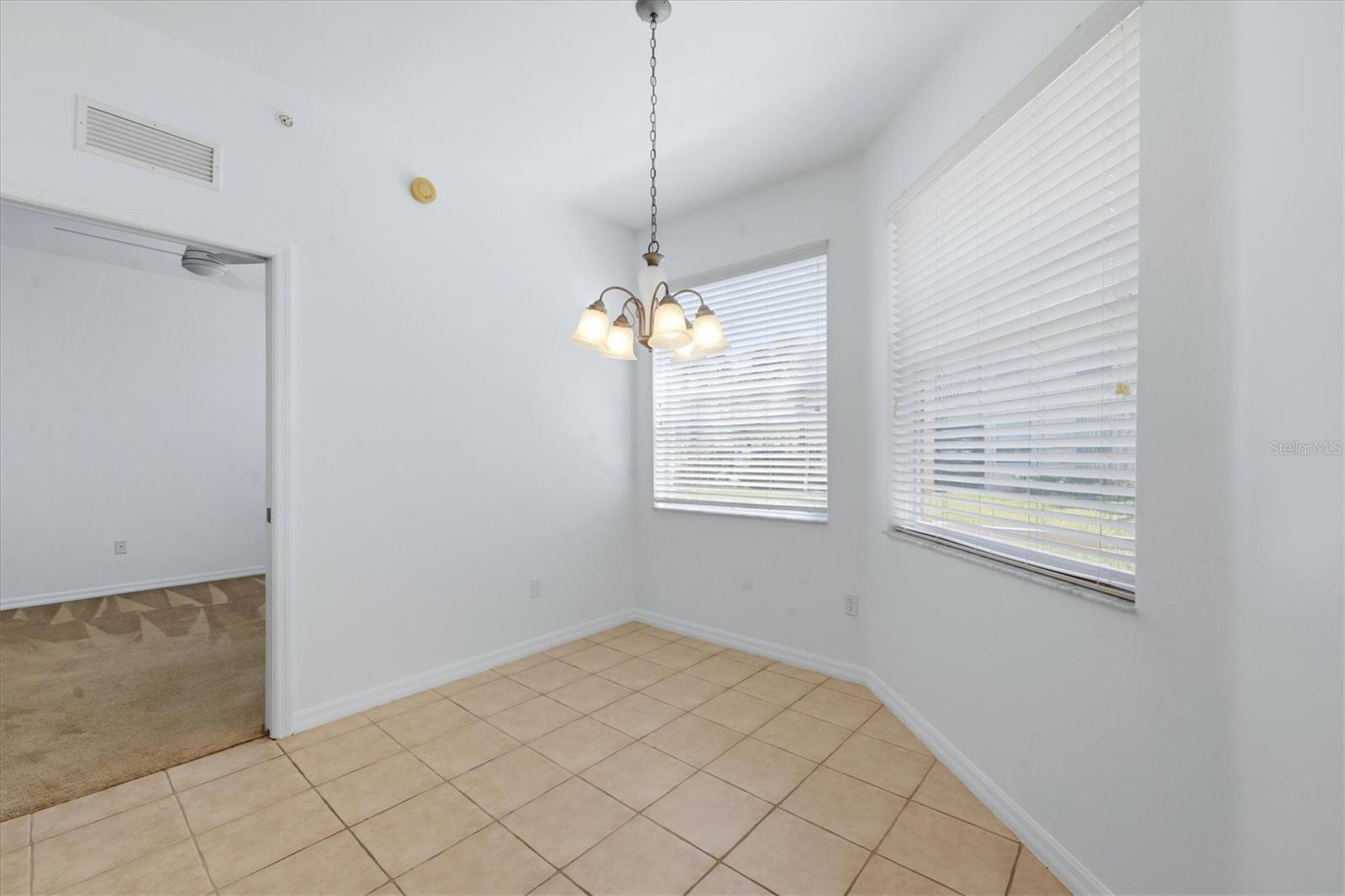 Image 16 of 70 For 4270 Vicenza Drive B40