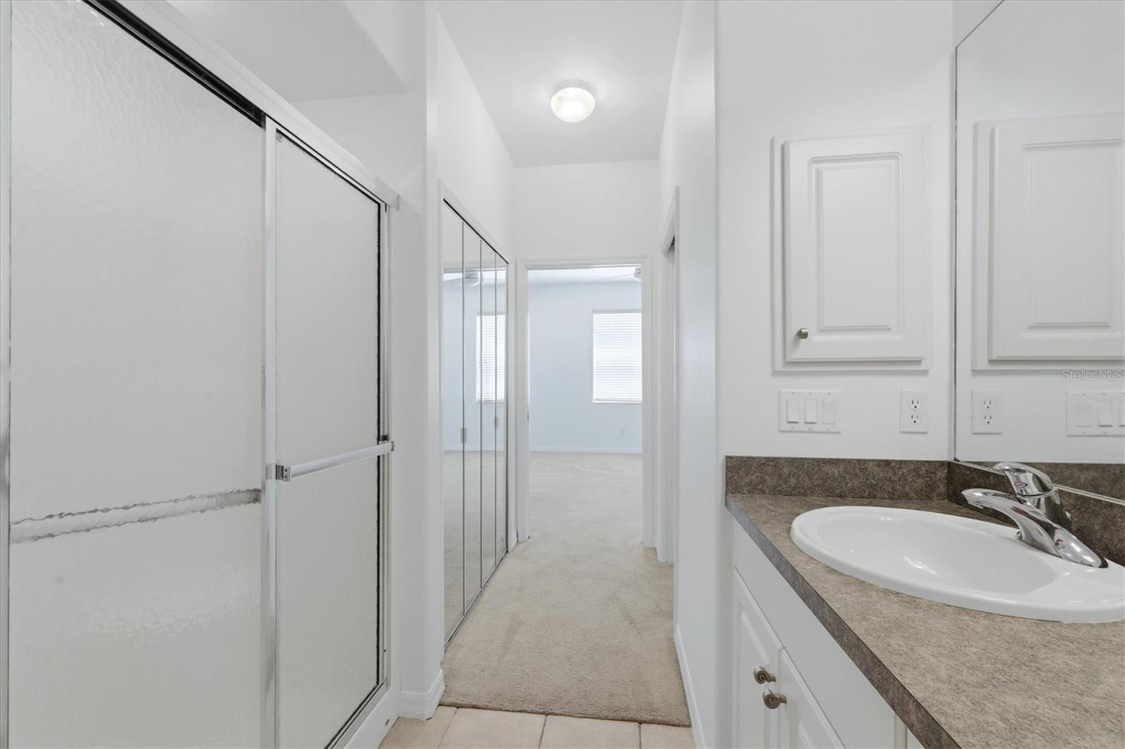 Image 25 of 70 For 4270 Vicenza Drive B40