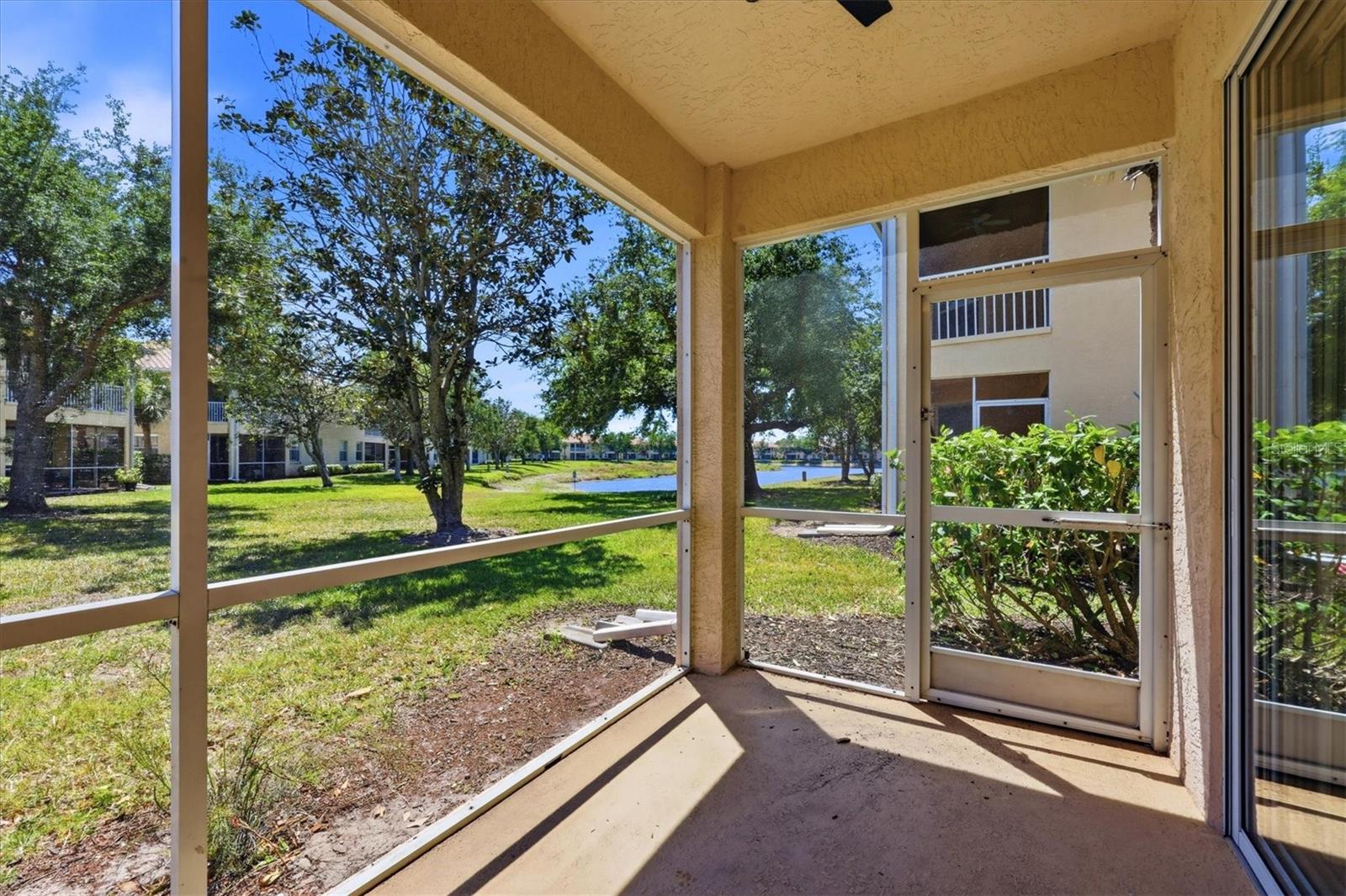 Image 35 of 70 For 4270 Vicenza Drive B40