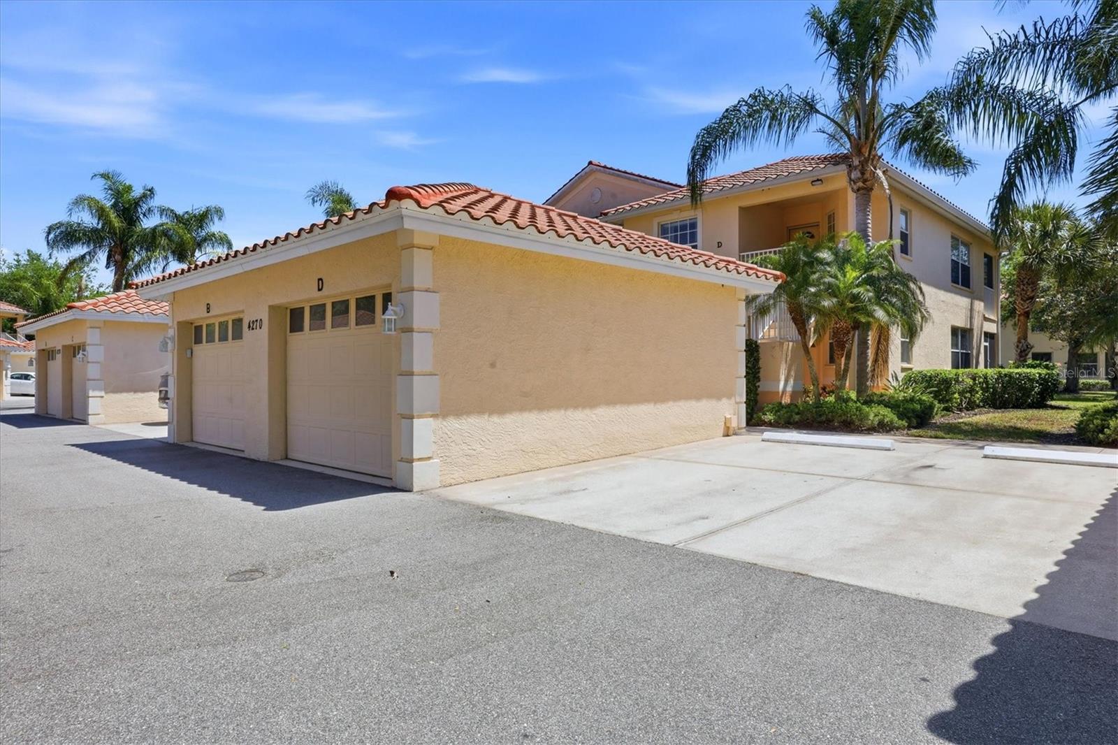 Image 38 of 70 For 4270 Vicenza Drive B40