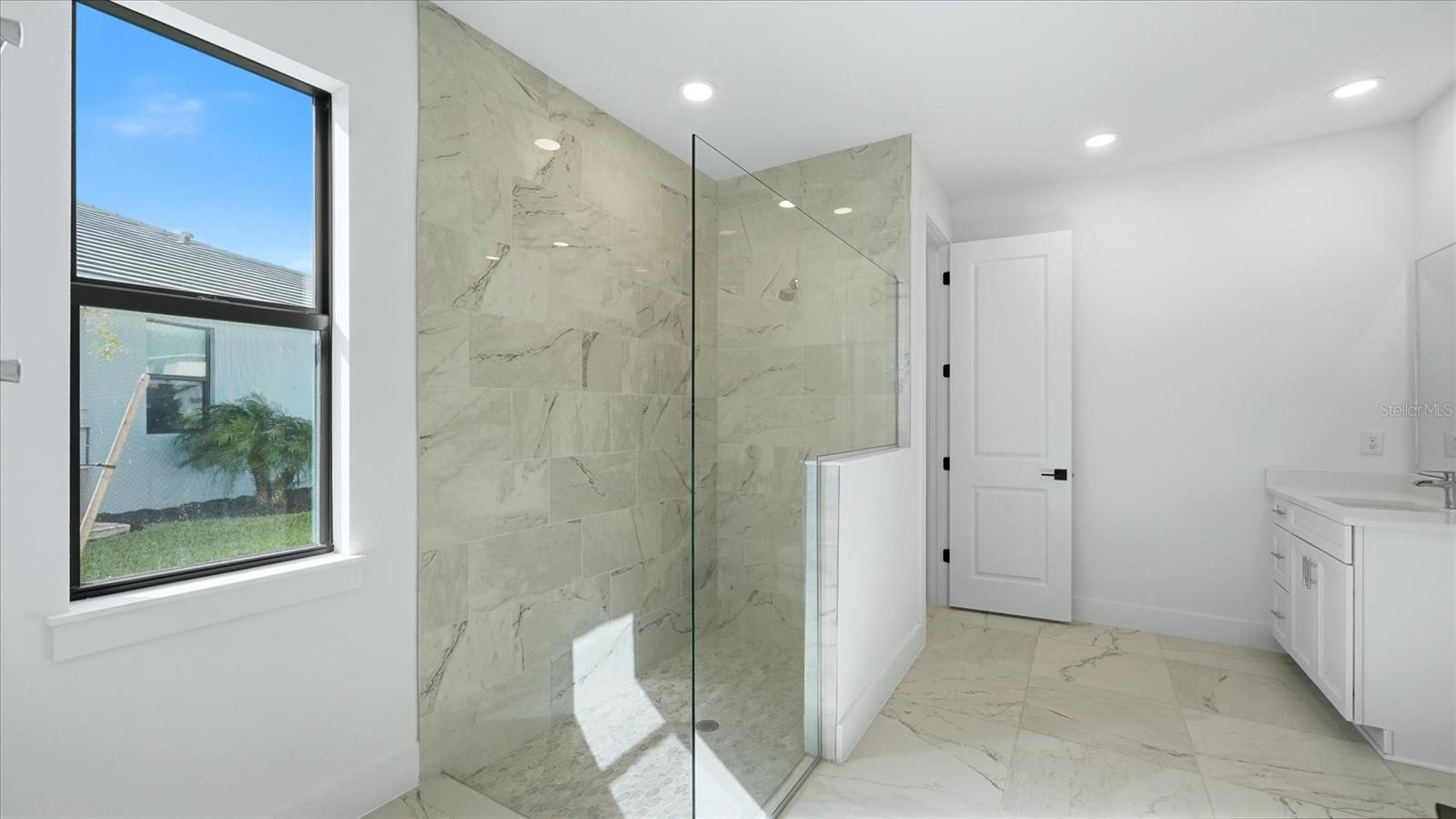 Image 33 of 83 For 12815 Morning Mist Place