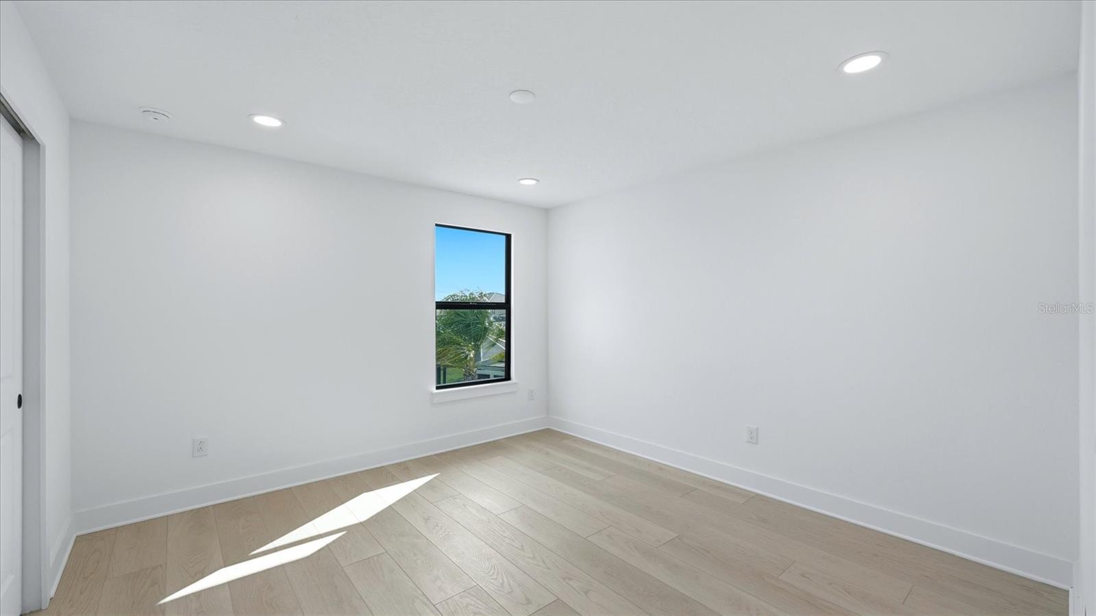 Image 50 of 83 For 12815 Morning Mist Place