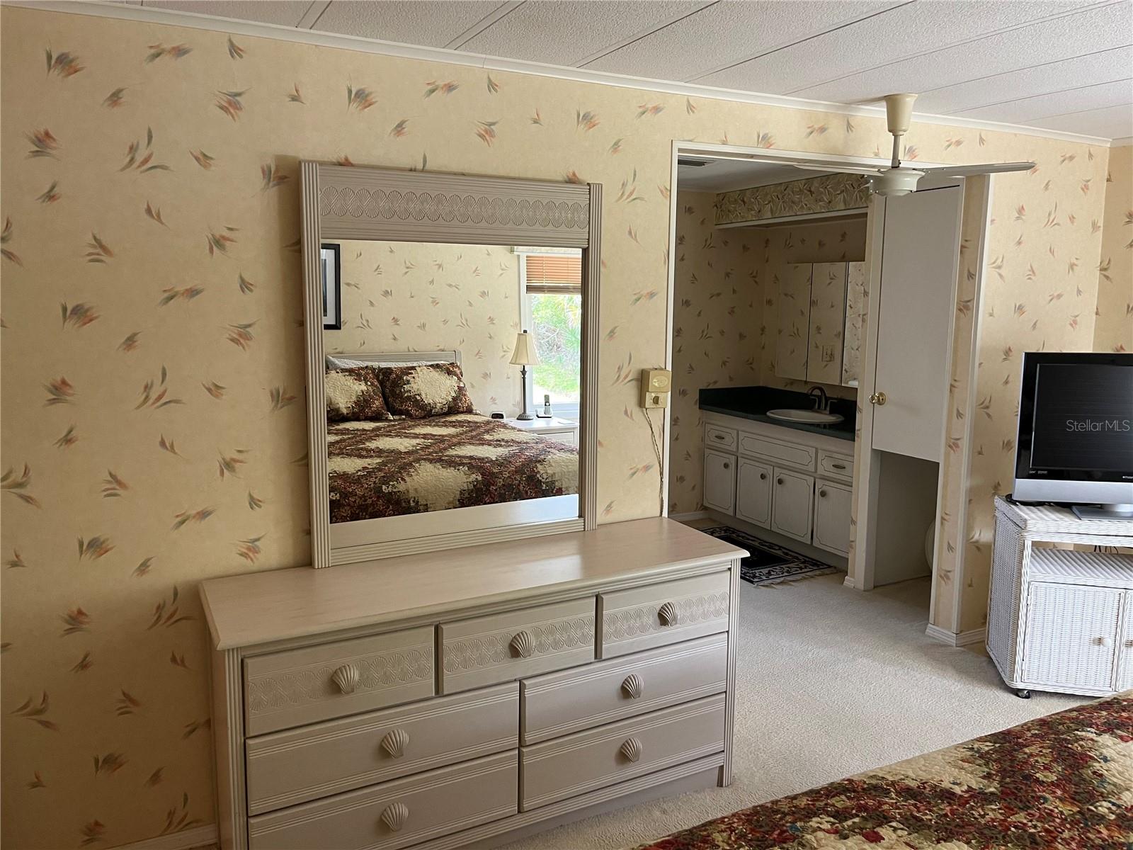 Image 30 of 39 For 785 Cervina Drive N