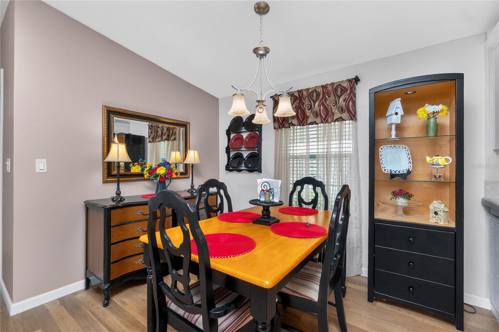 Image 10 of 68 For 5121 Palena Boulevard