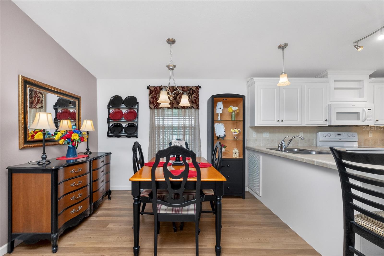 Image 11 of 68 For 5121 Palena Boulevard