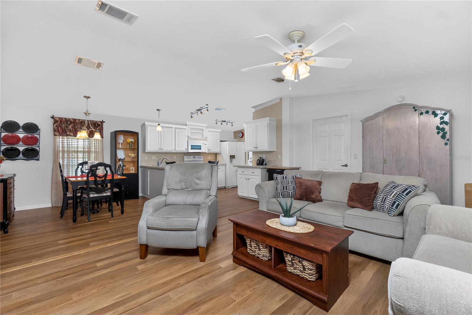 Image 22 of 68 For 5121 Palena Boulevard