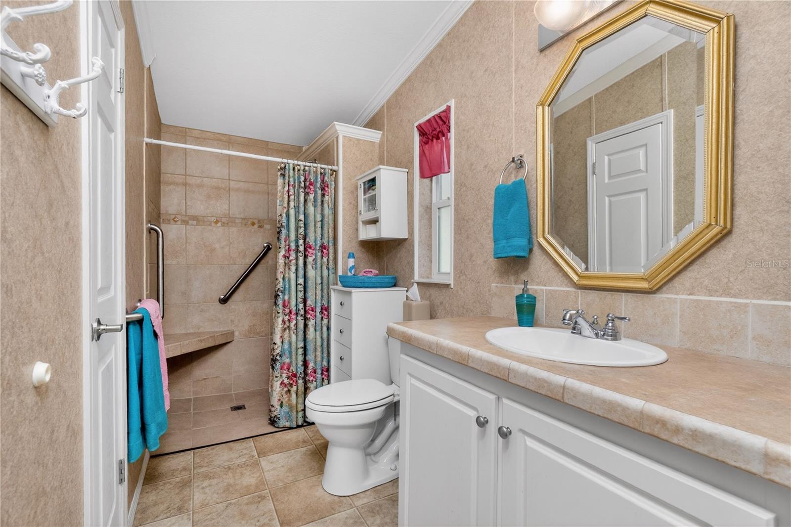 Image 26 of 68 For 5121 Palena Boulevard