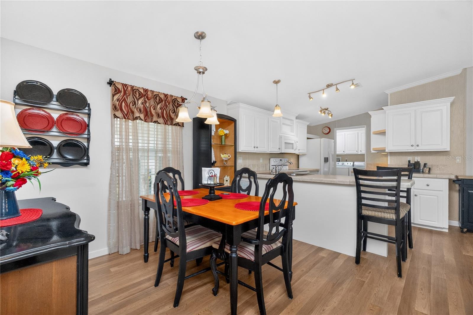 Image 8 of 68 For 5121 Palena Boulevard