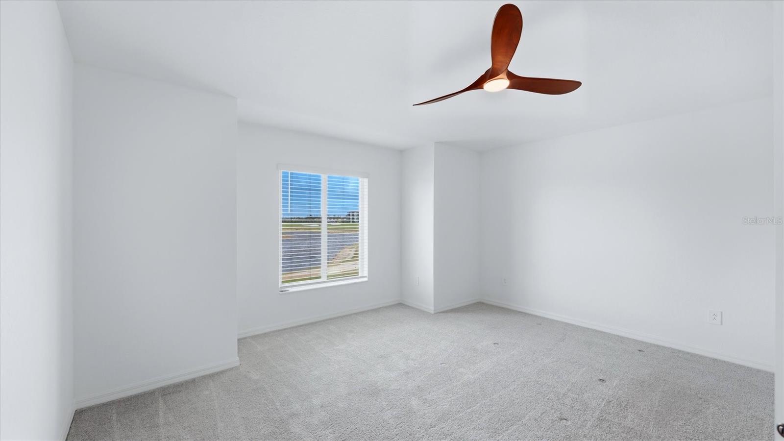 Image 15 of 66 For 17475 Opal Sand Drive 208