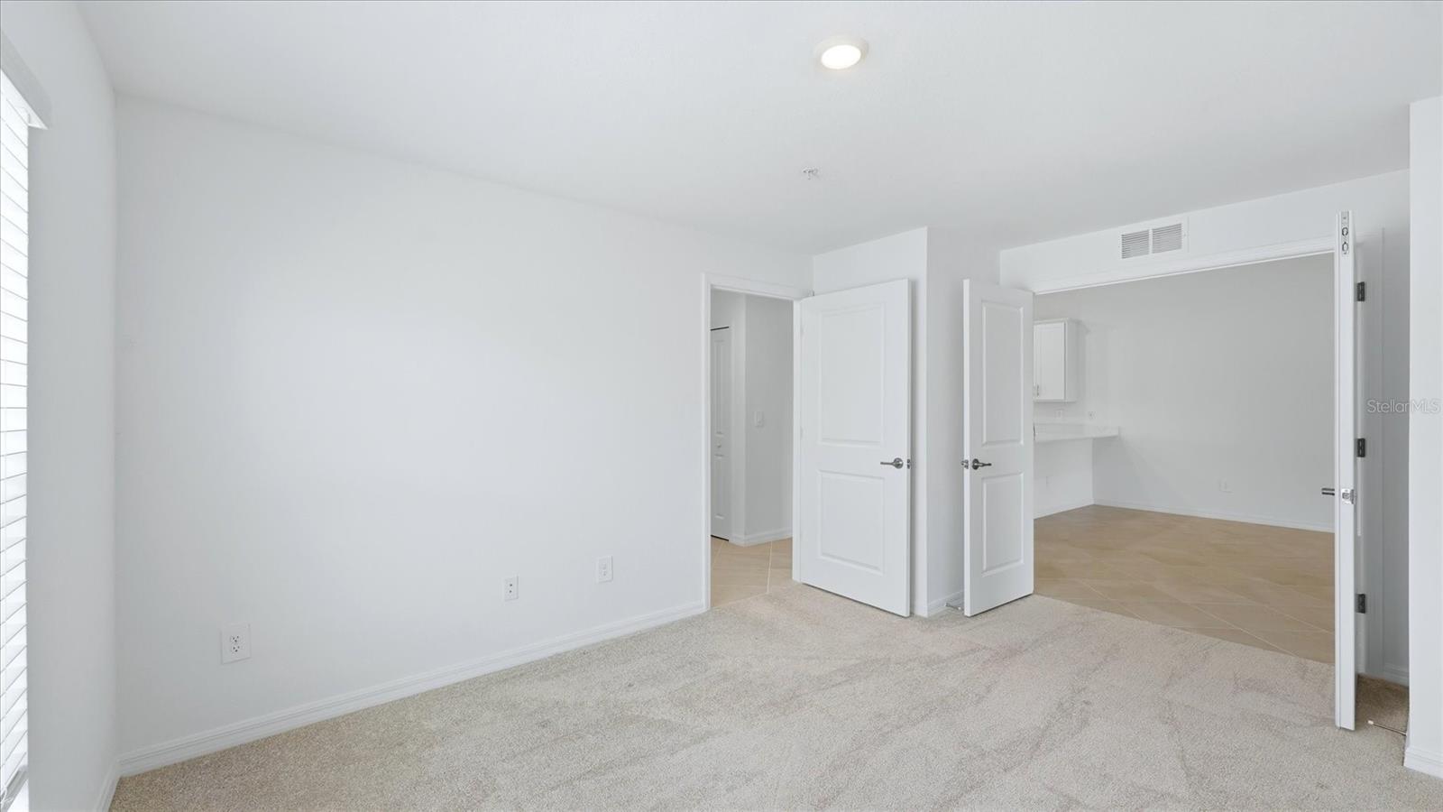 Image 25 of 66 For 17475 Opal Sand Drive 208