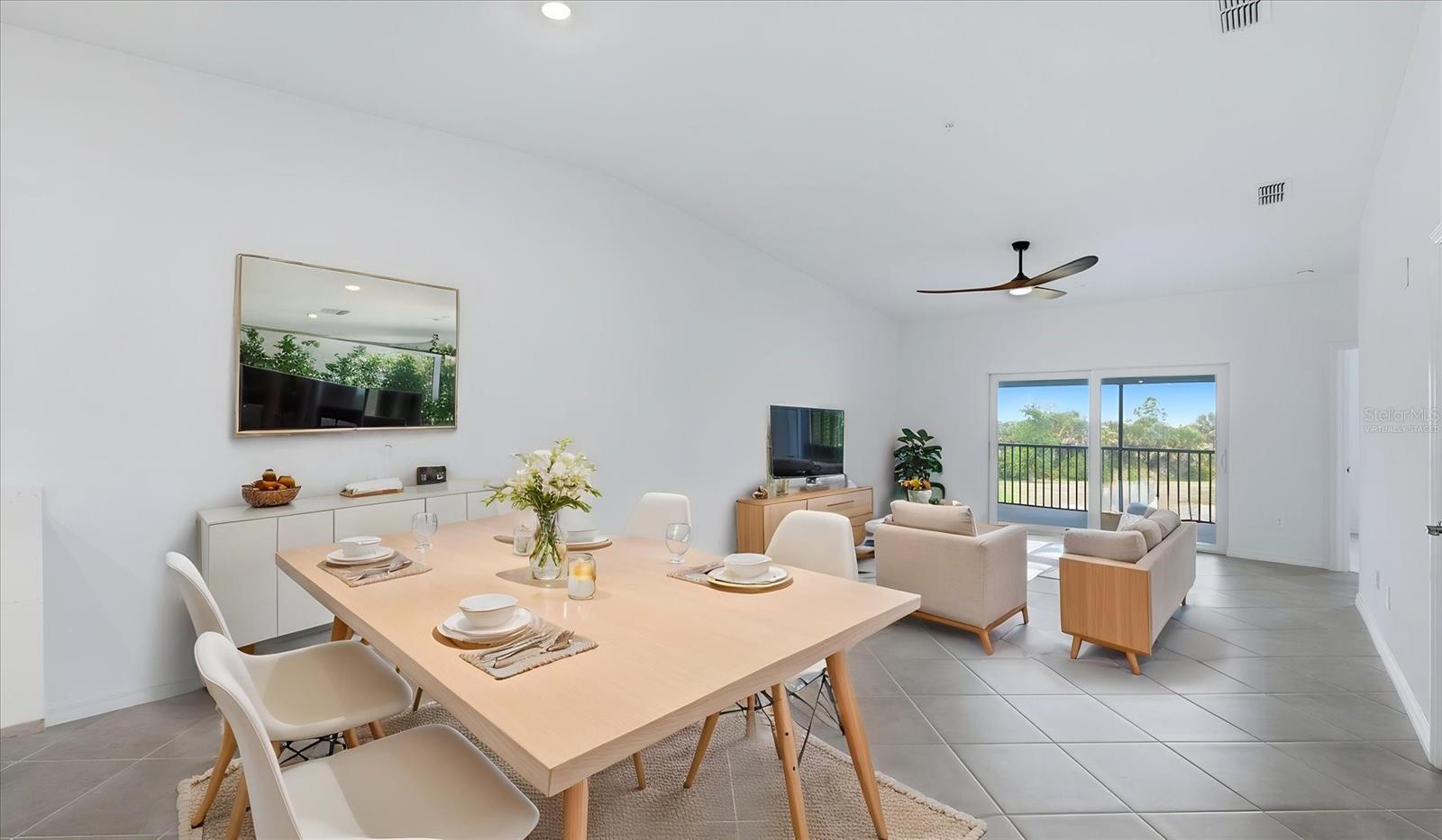 Image 4 of 66 For 17475 Opal Sand Drive 208