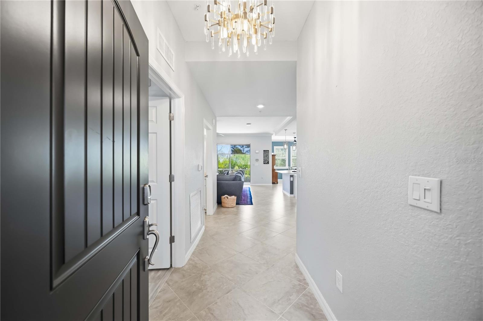 Image 14 of 69 For 10055 Crooked Creek Drive 102