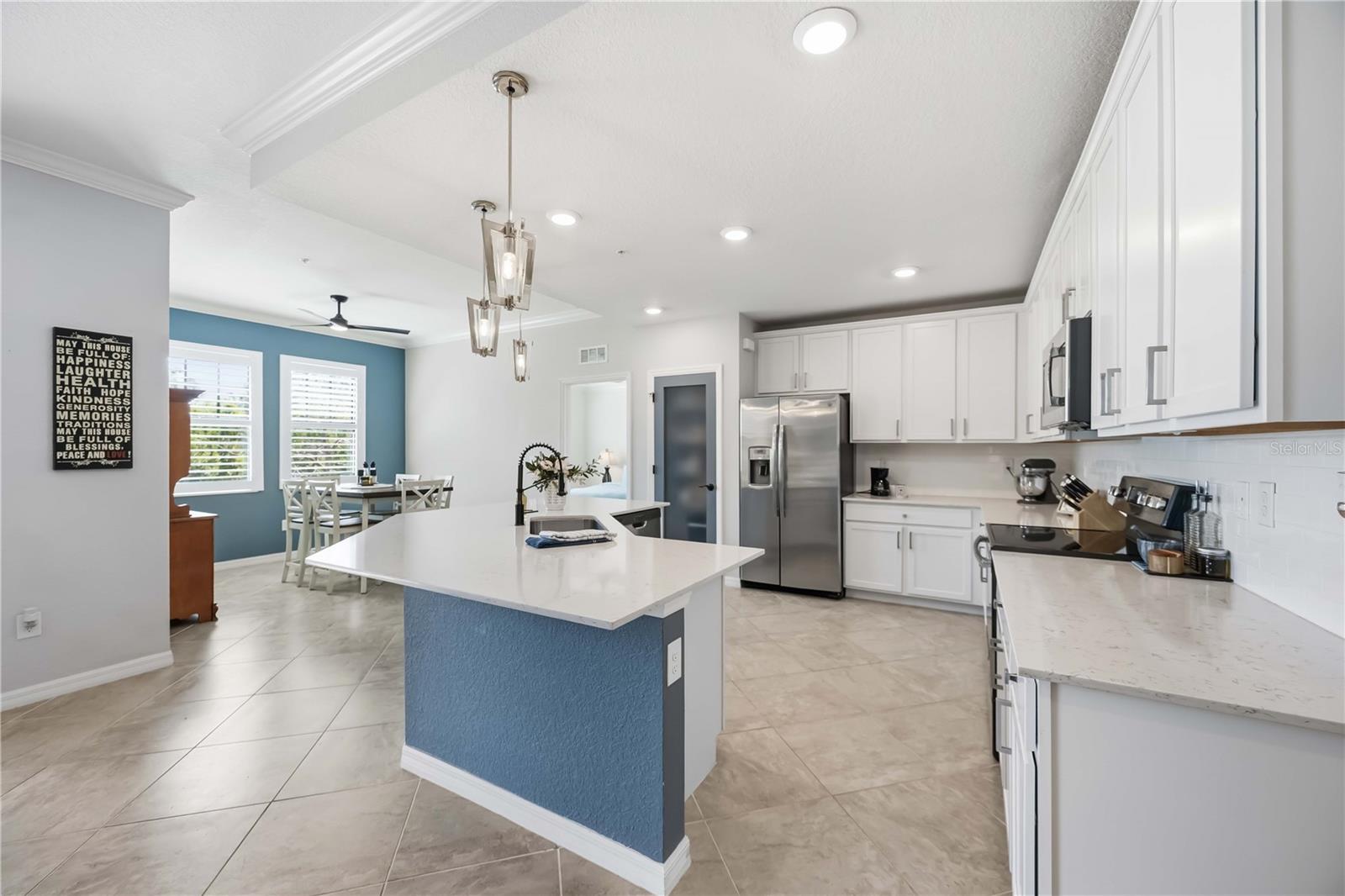 Image 20 of 69 For 10055 Crooked Creek Drive 102
