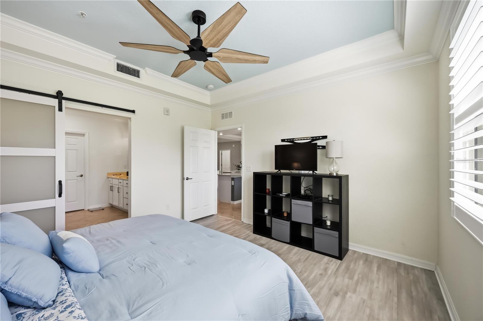 Image 30 of 69 For 10055 Crooked Creek Drive 102
