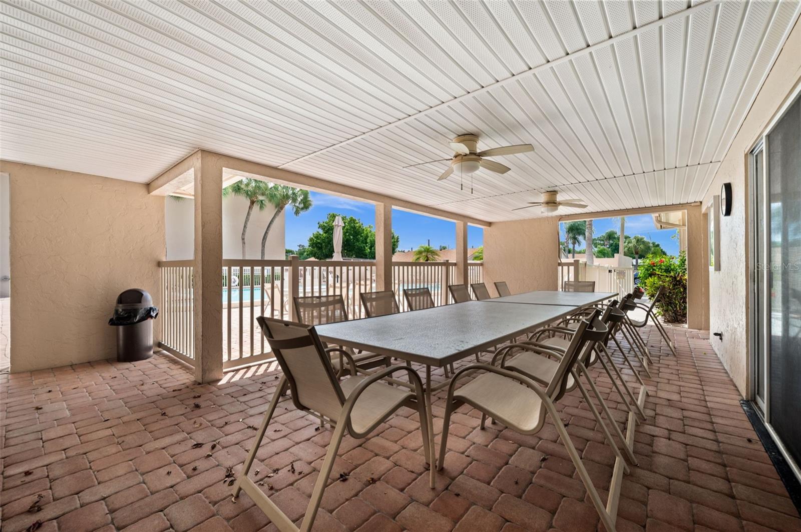 Image 22 of 30 For 2763 Woodgate Lane 301