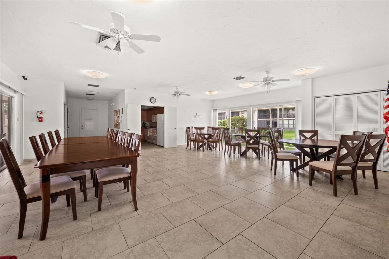 Image 28 of 30 For 2763 Woodgate Lane 301