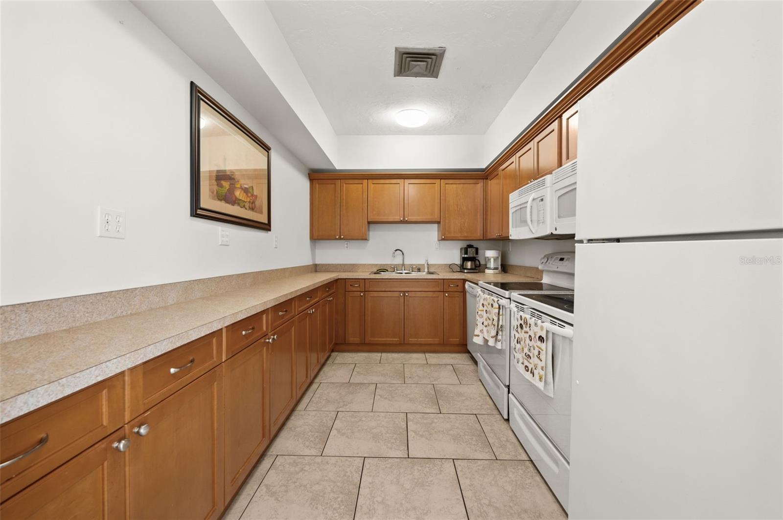 Image 29 of 30 For 2763 Woodgate Lane 301