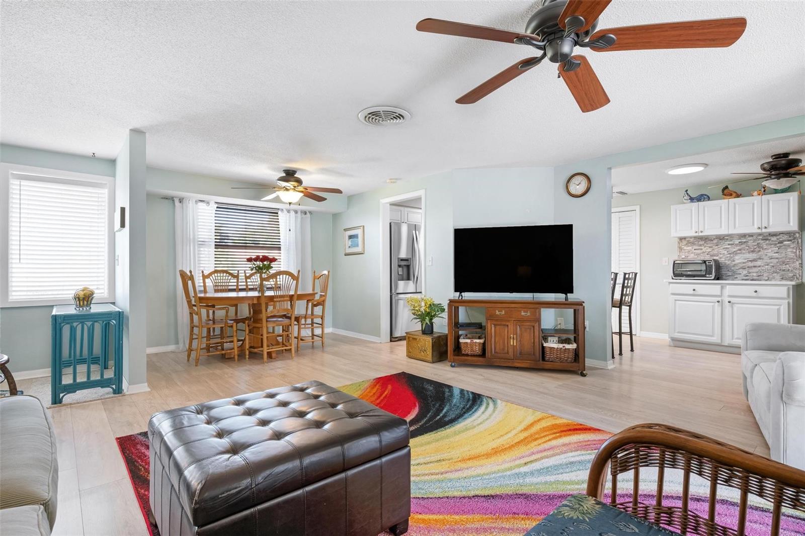 Image 12 of 41 For 981 Gondola Drive