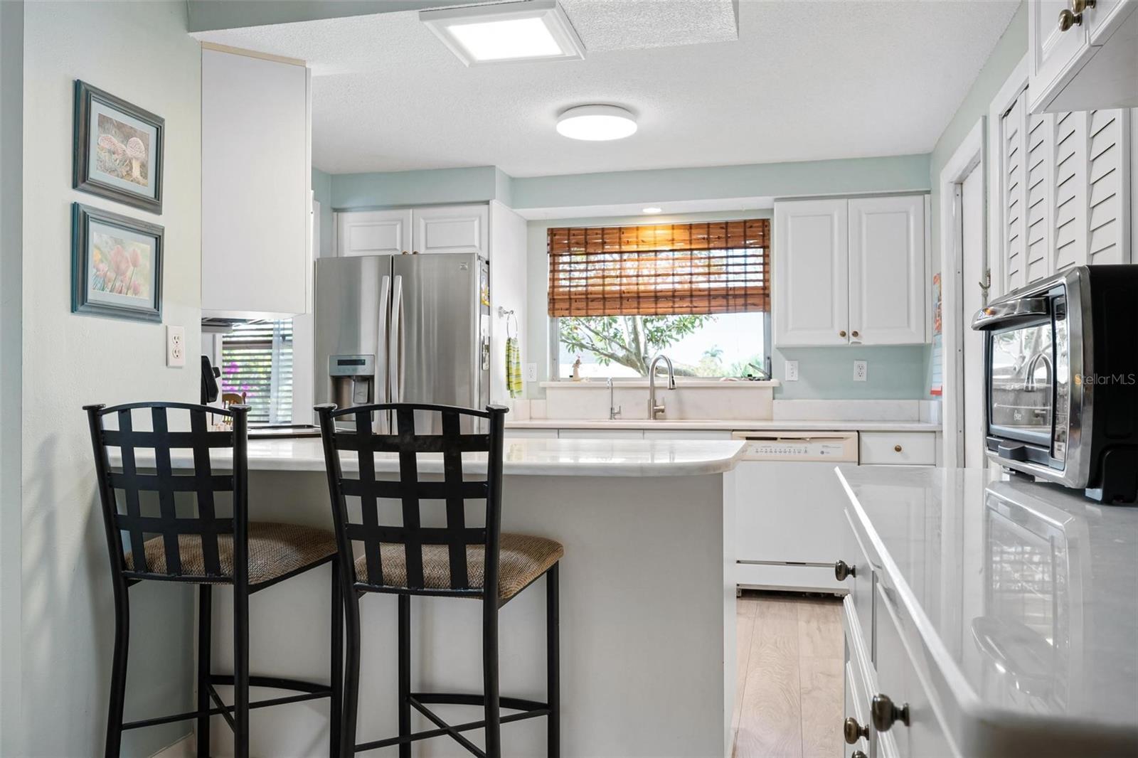 Image 18 of 41 For 981 Gondola Drive