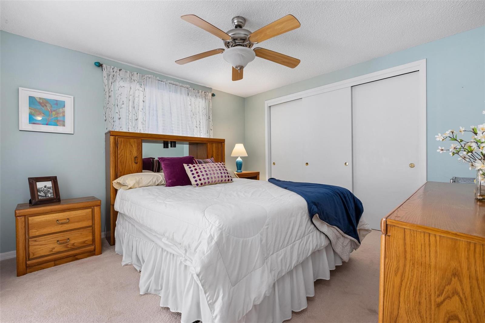 Image 29 of 41 For 981 Gondola Drive