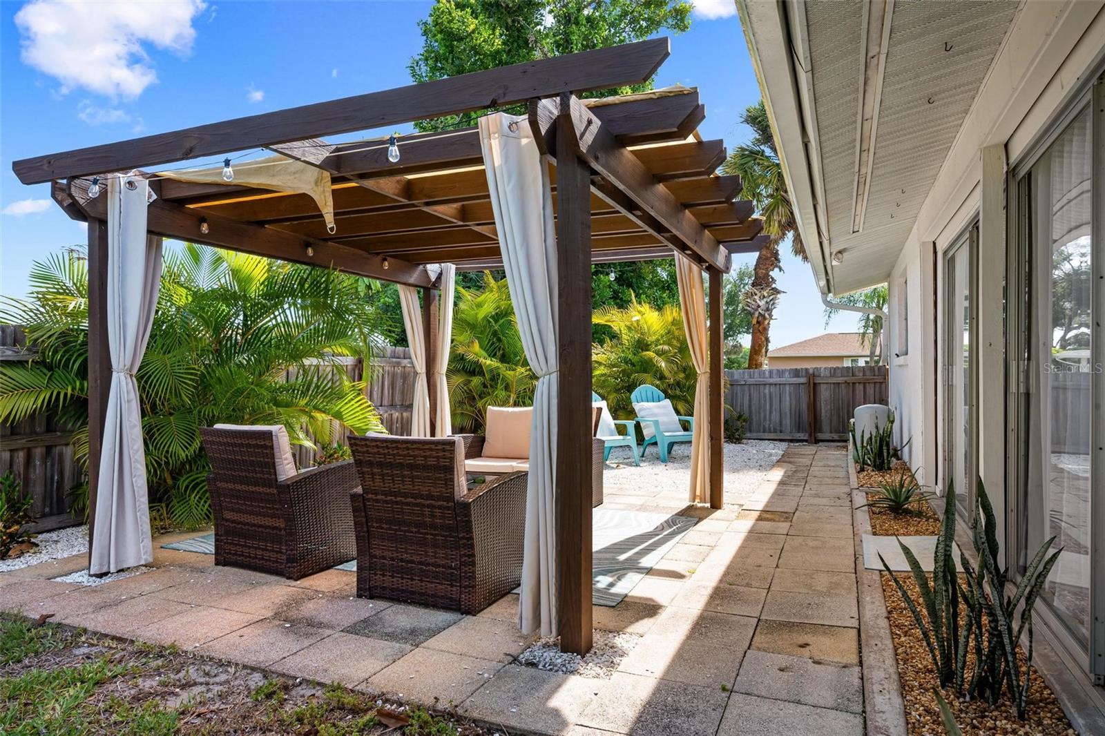 Image 33 of 41 For 981 Gondola Drive