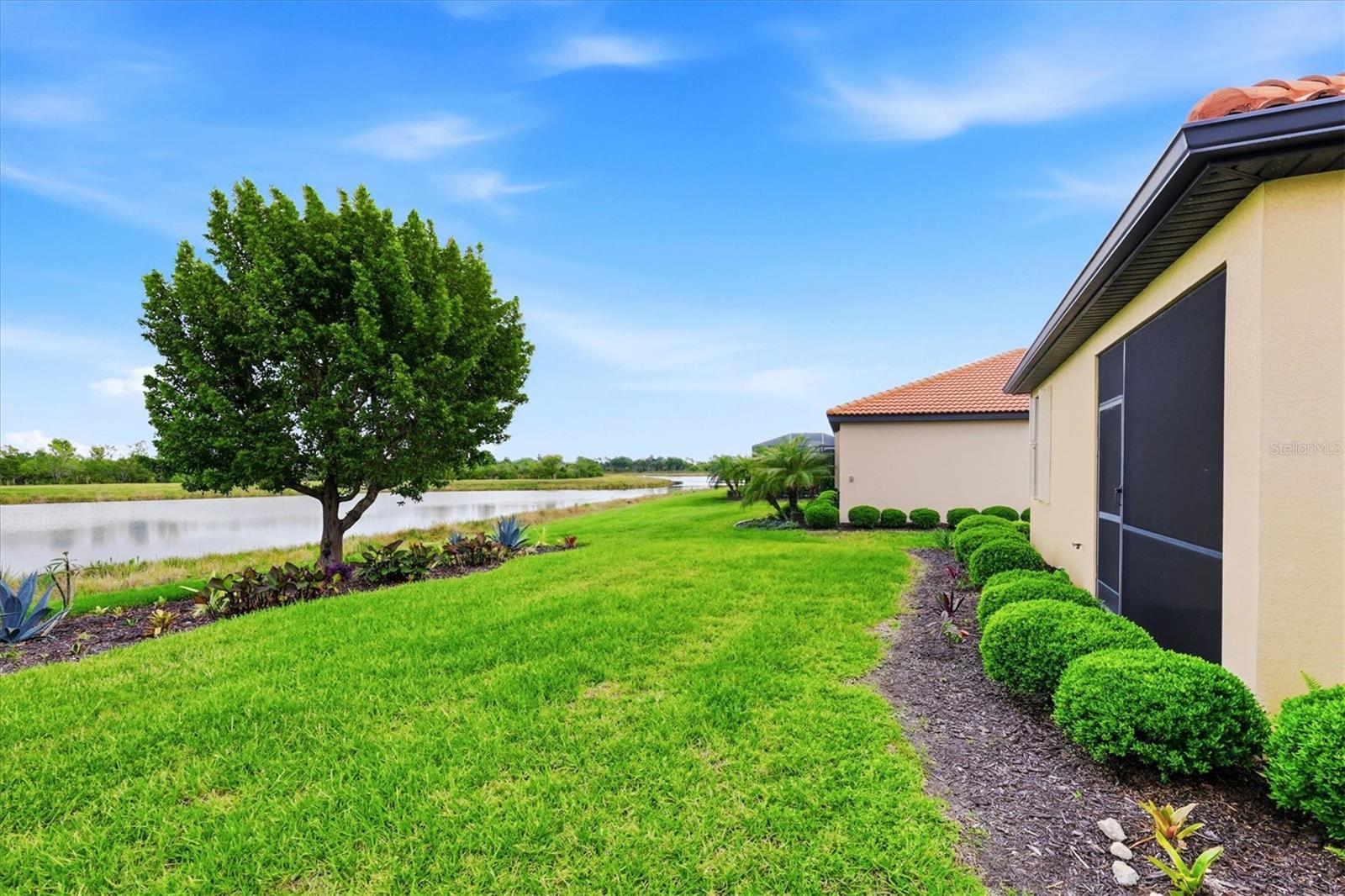 Image 13 of 60 For 10474 Medjool Drive