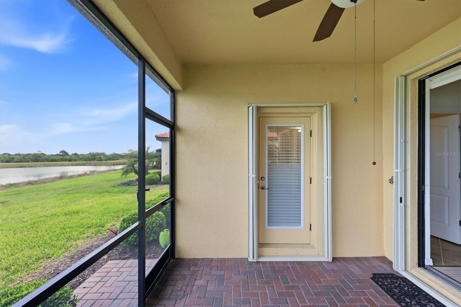 Image 22 of 60 For 10474 Medjool Drive