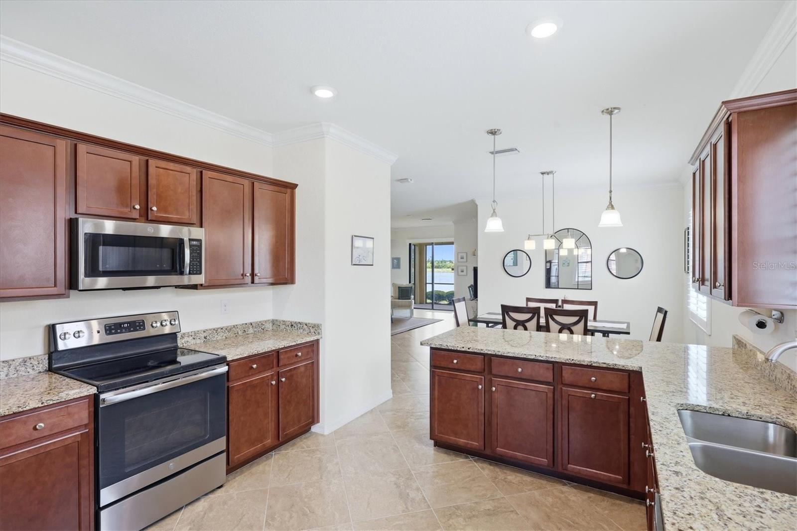 Image 35 of 60 For 10474 Medjool Drive